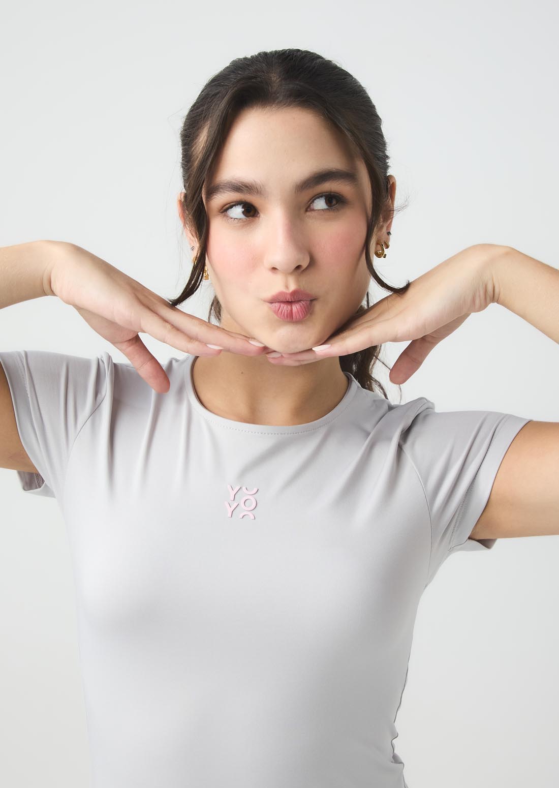 Vestido gris claro de manga corta para jóvenes