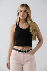 Blusa negra de manga sisa con cierre en frente para jóvenes
