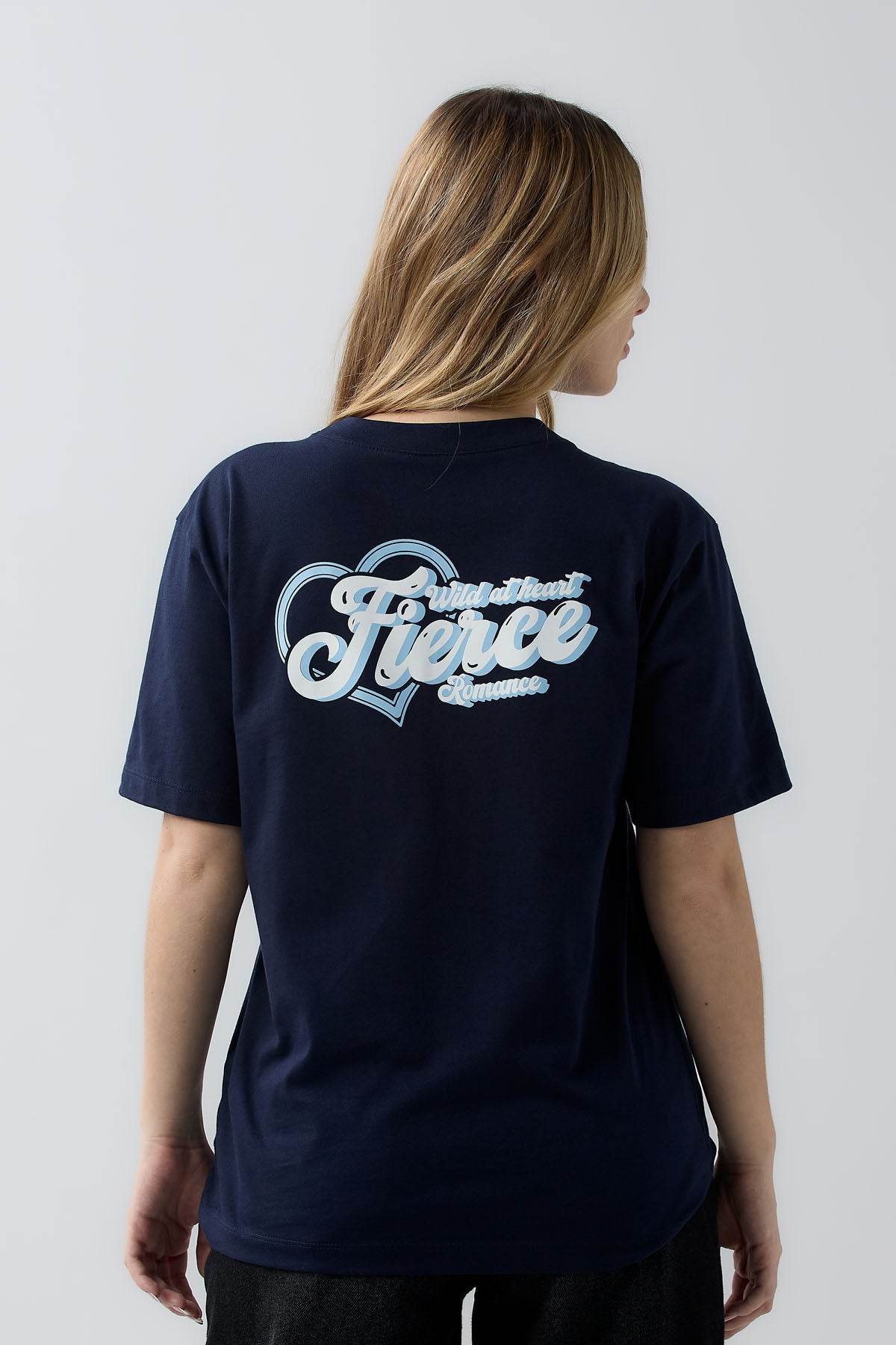 Camiseta oversize de color azul oscuro y con estampado para jóvenes