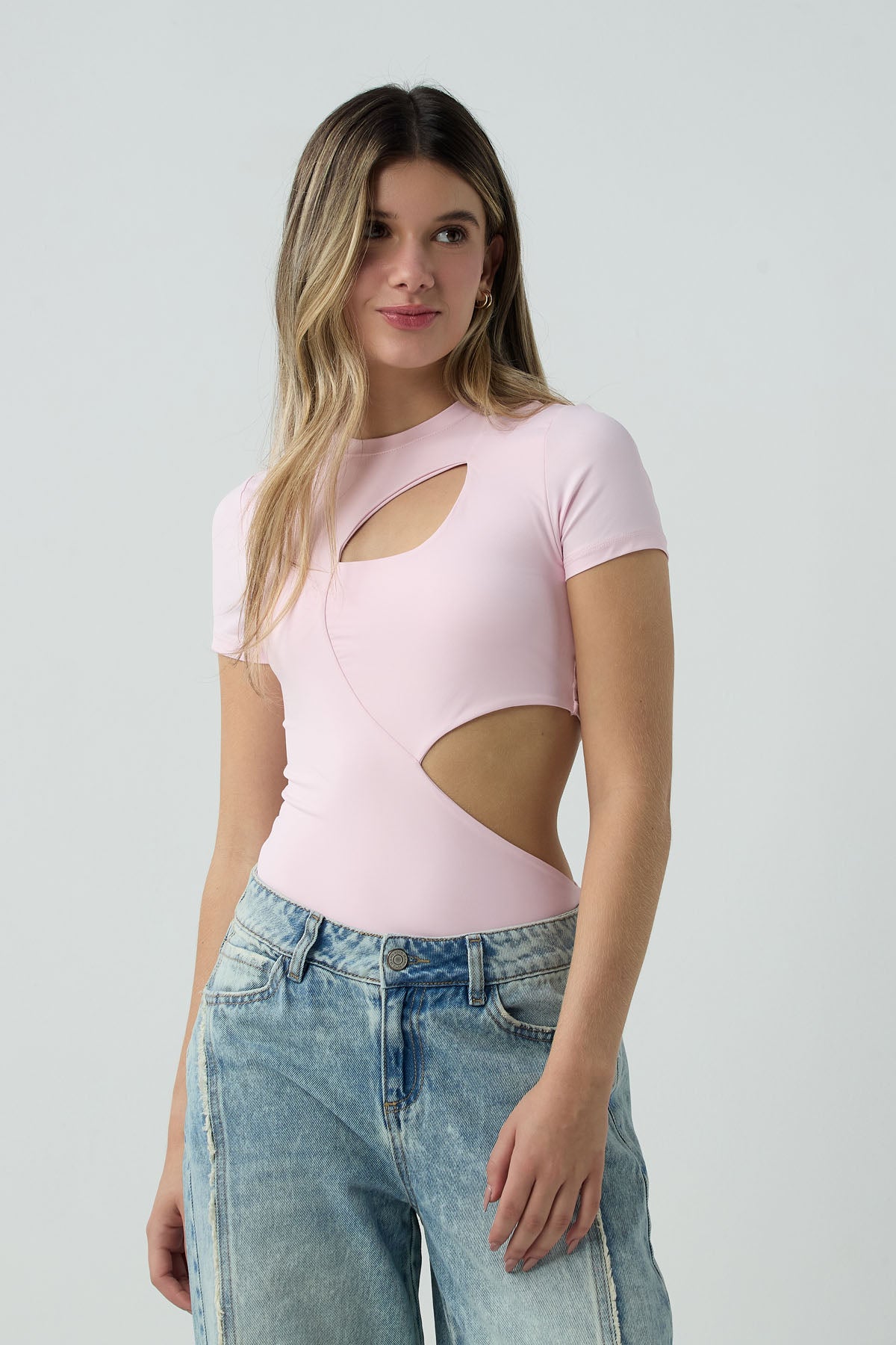 Body rosa claro asimetrico para jóvenes