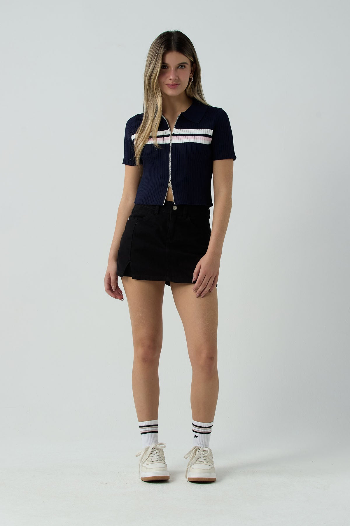 Falda short negro fondo entero para jóvenes