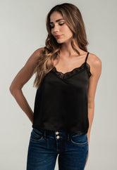 Blusa negra con encaje para mujeres