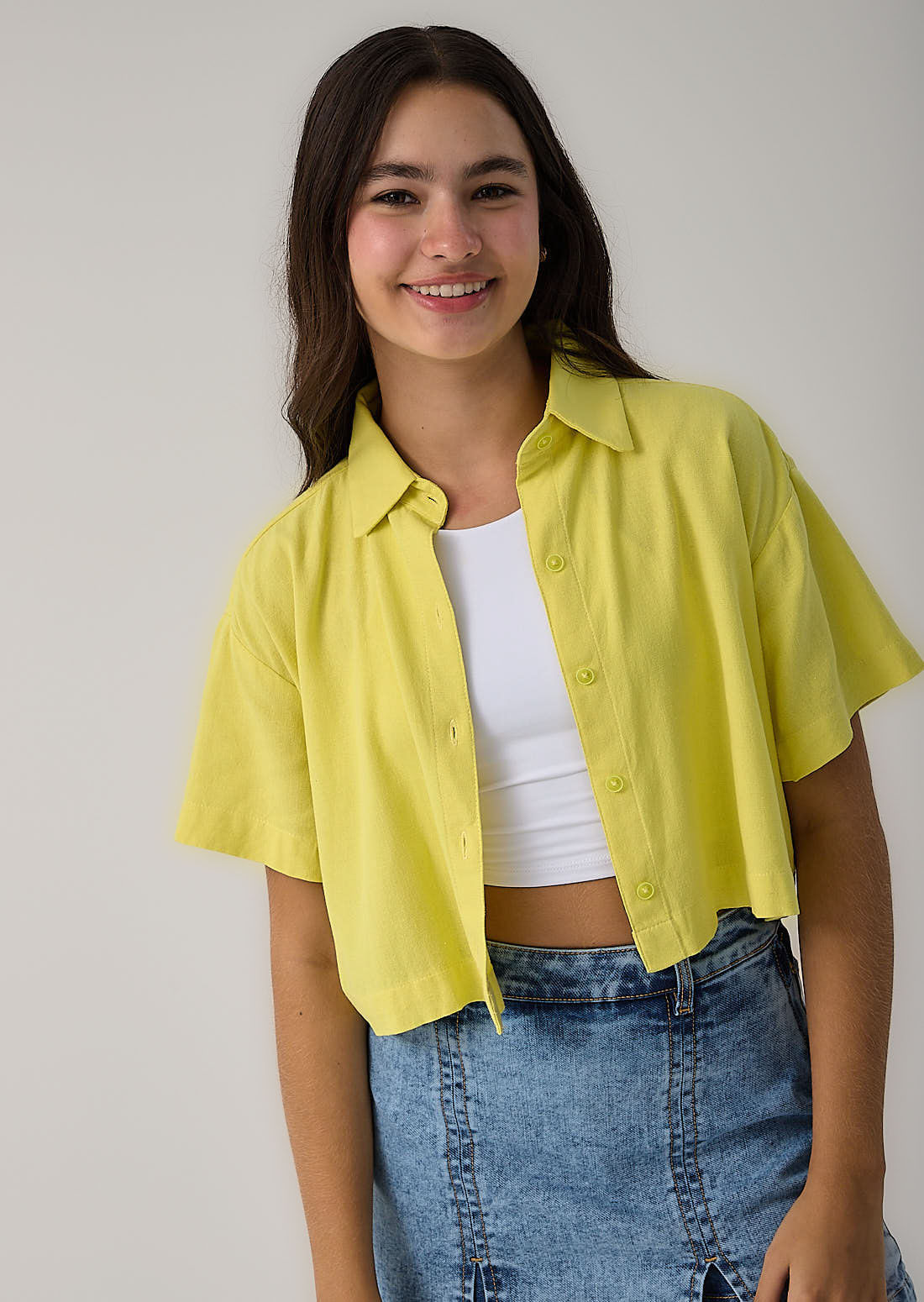 Blusa crop verde lima manga corta para jóvenes