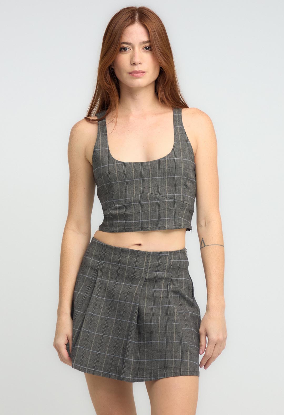 Blusa a cuadros arena para mujeres