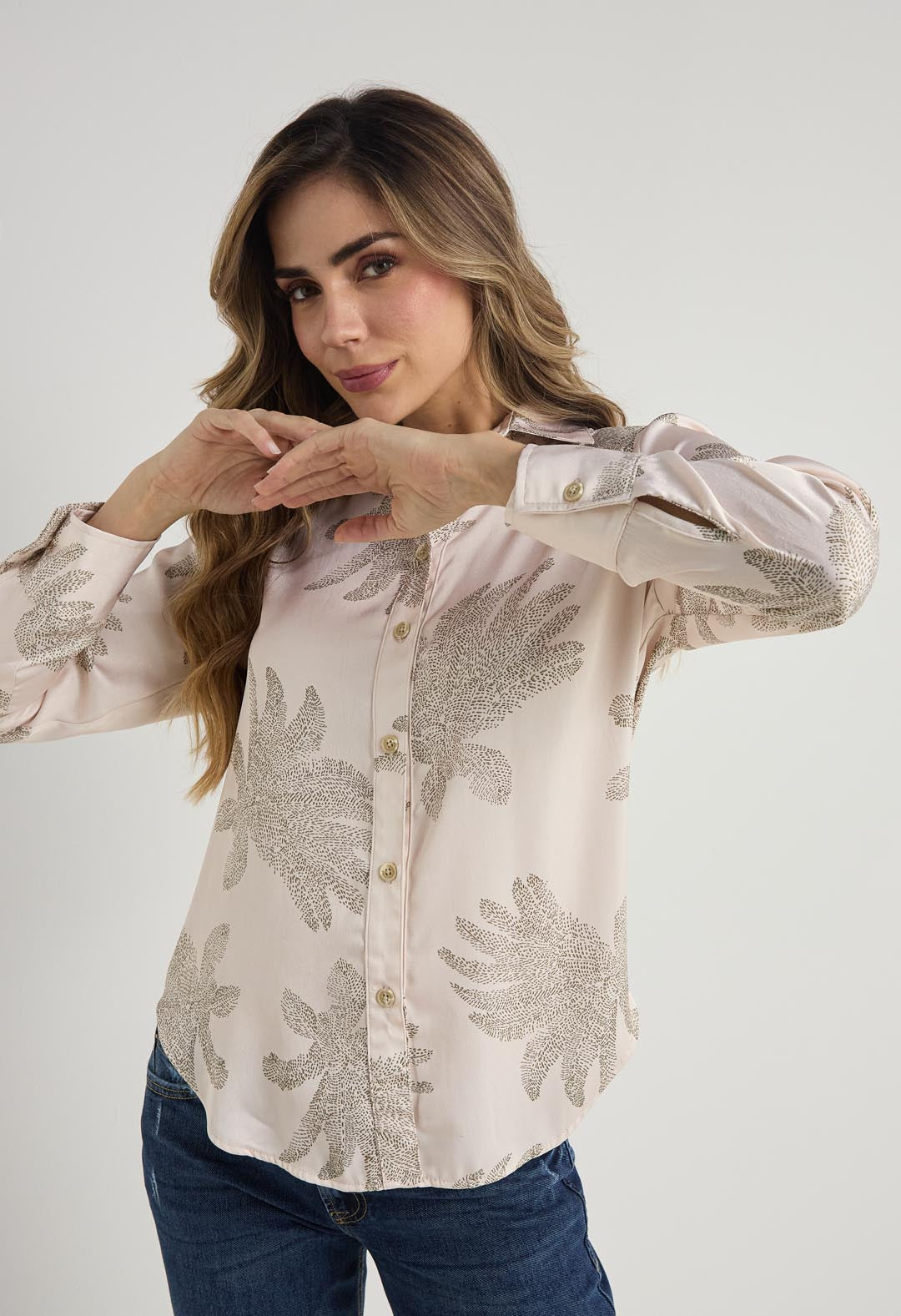 Blusa marfil manga larga para mujer
