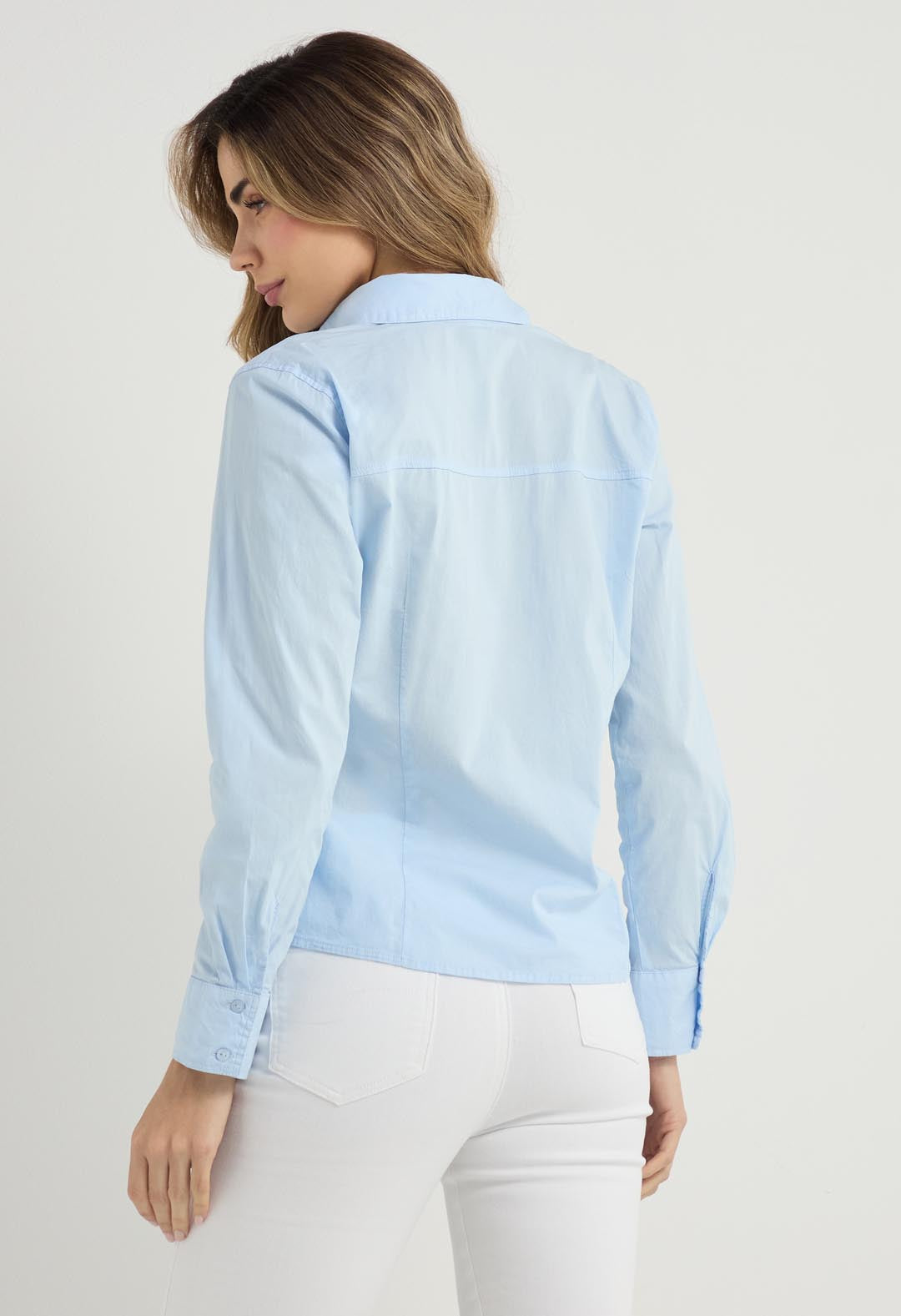 Blusa azul claro2 fondo entero para mujer