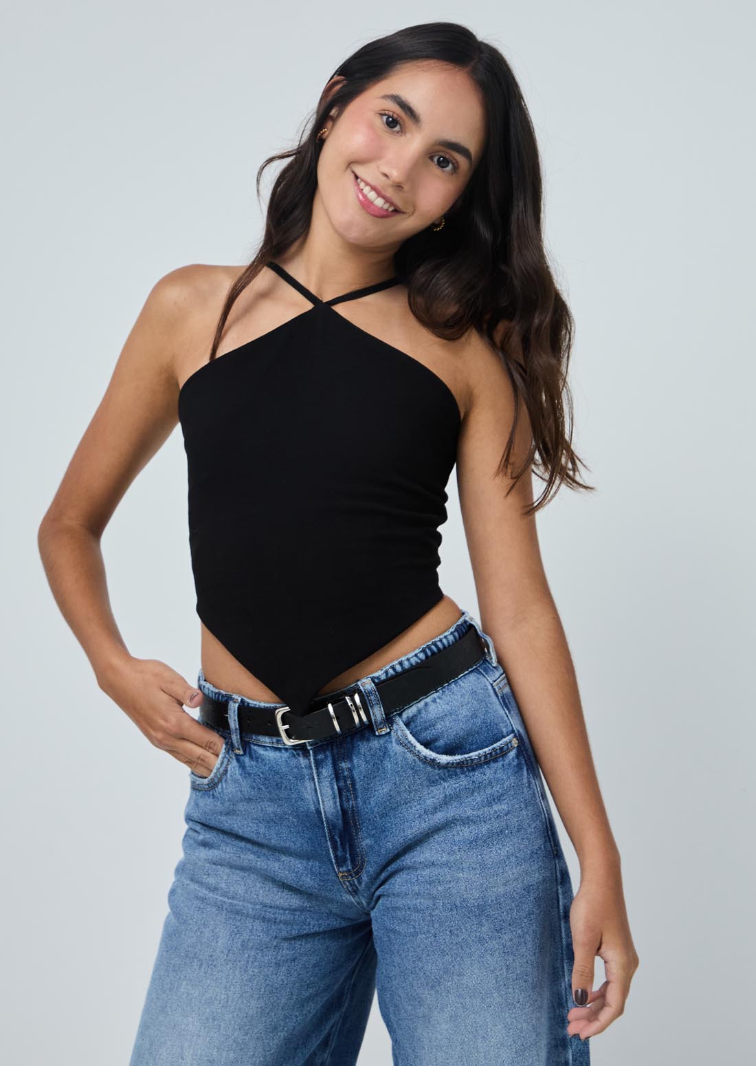 Blusa negra con nido de abejas para jóvenes