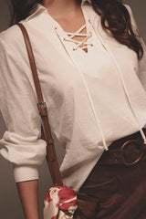 Blusa blanca con amarre en frente para mujer