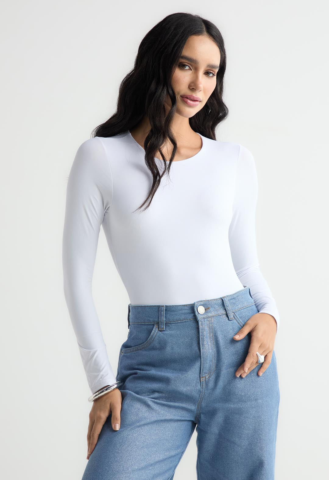 Body blanco silueta ajustada para mujeres
