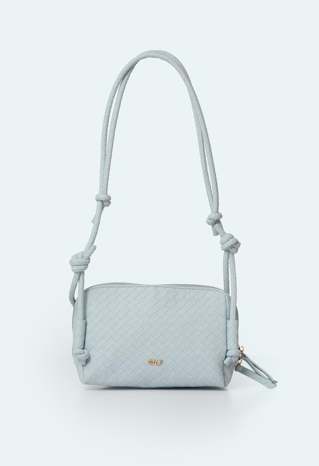 Bolso azul claro efecto tejido