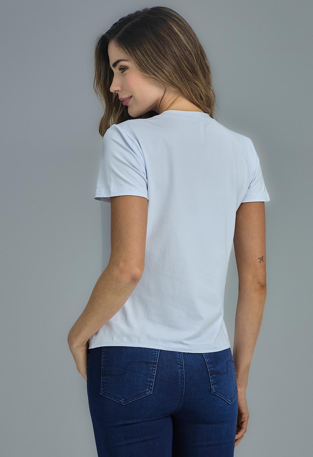 Camiseta blanca estampada para mujeres