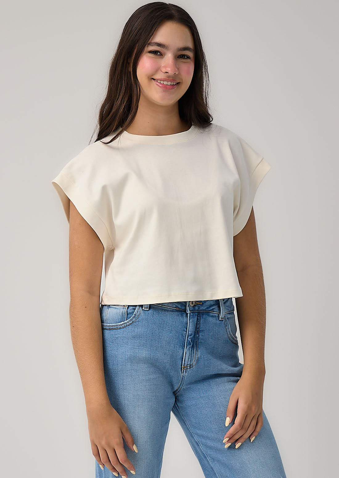 Camiseta marfil corte mariposa para adolescentes