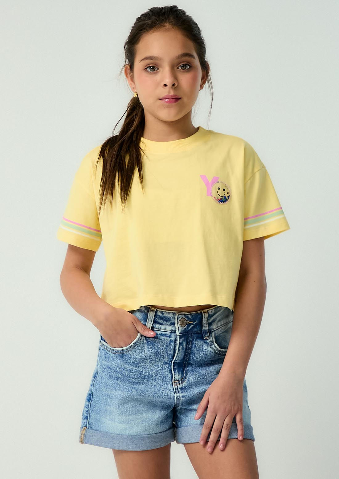 Camiseta amarilla medio con aplique para niñas