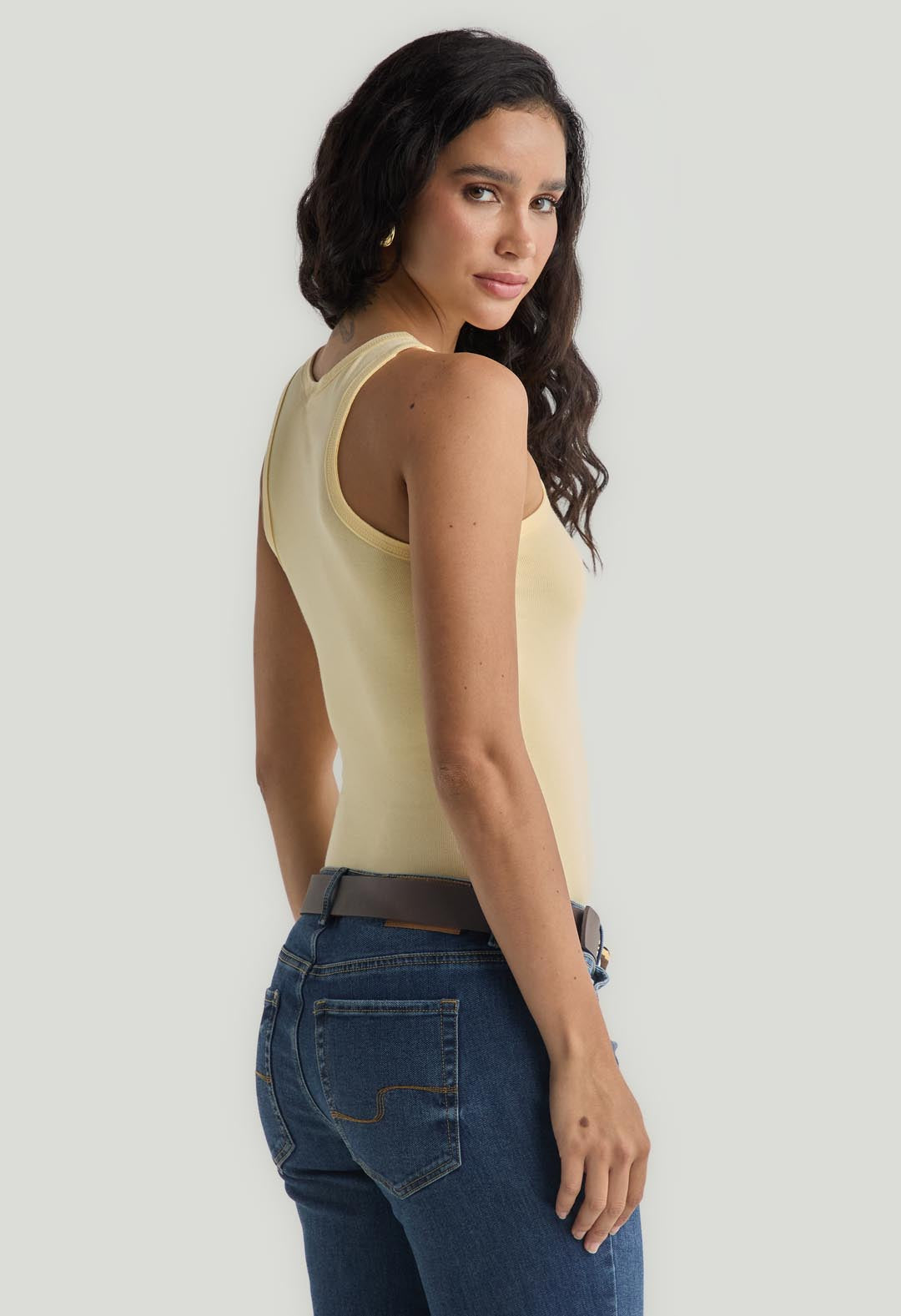 Camiseta en rib amarillo claro con estampado para mujer