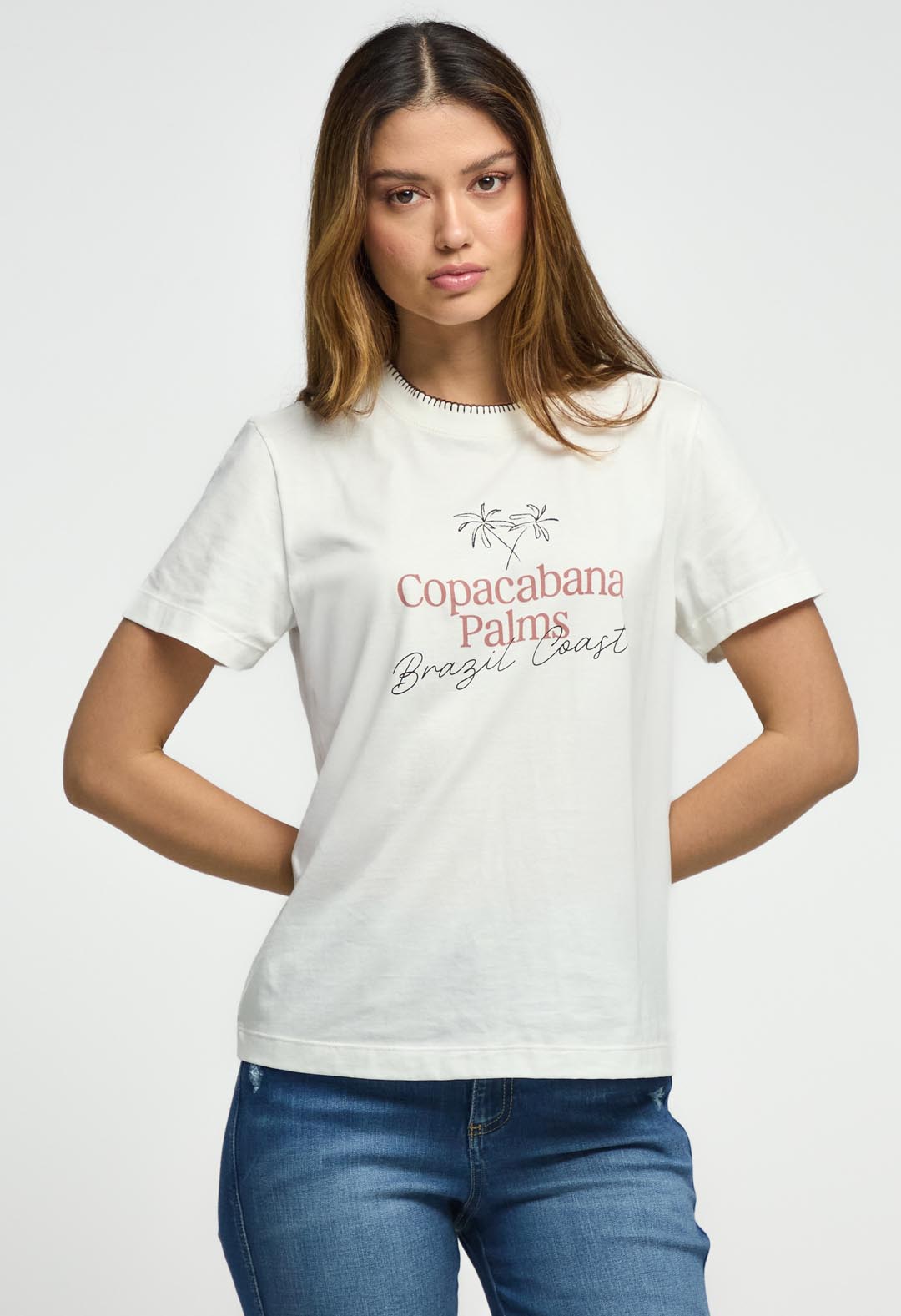 Camiseta marfil estampada para mujeres