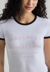 Camiseta blanca con piezas en contraste para mujer