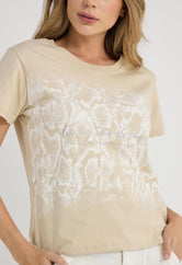 Camiseta arena estampada en frente para mujer