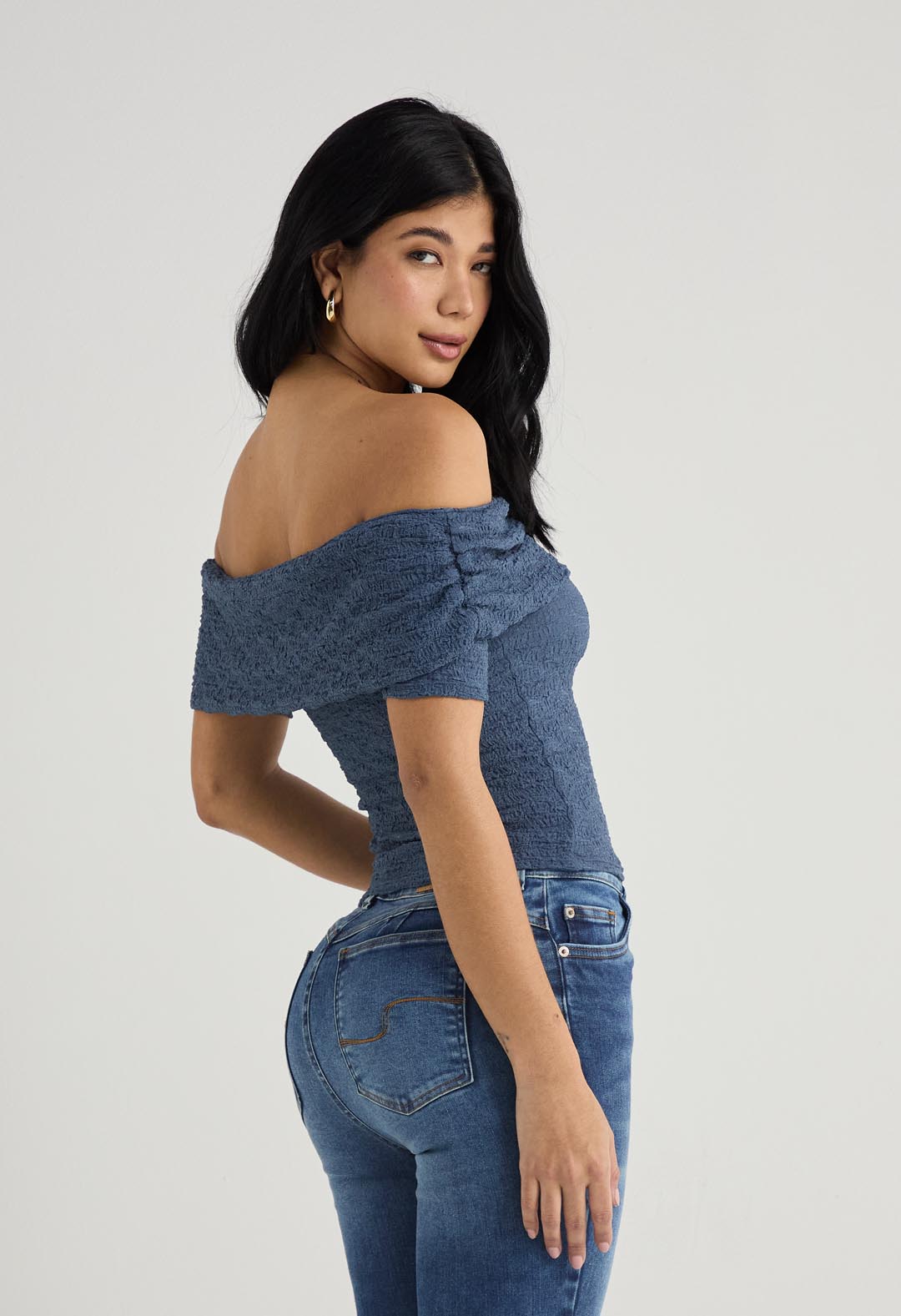 Camiseta strapless azul tela con textura para mujer