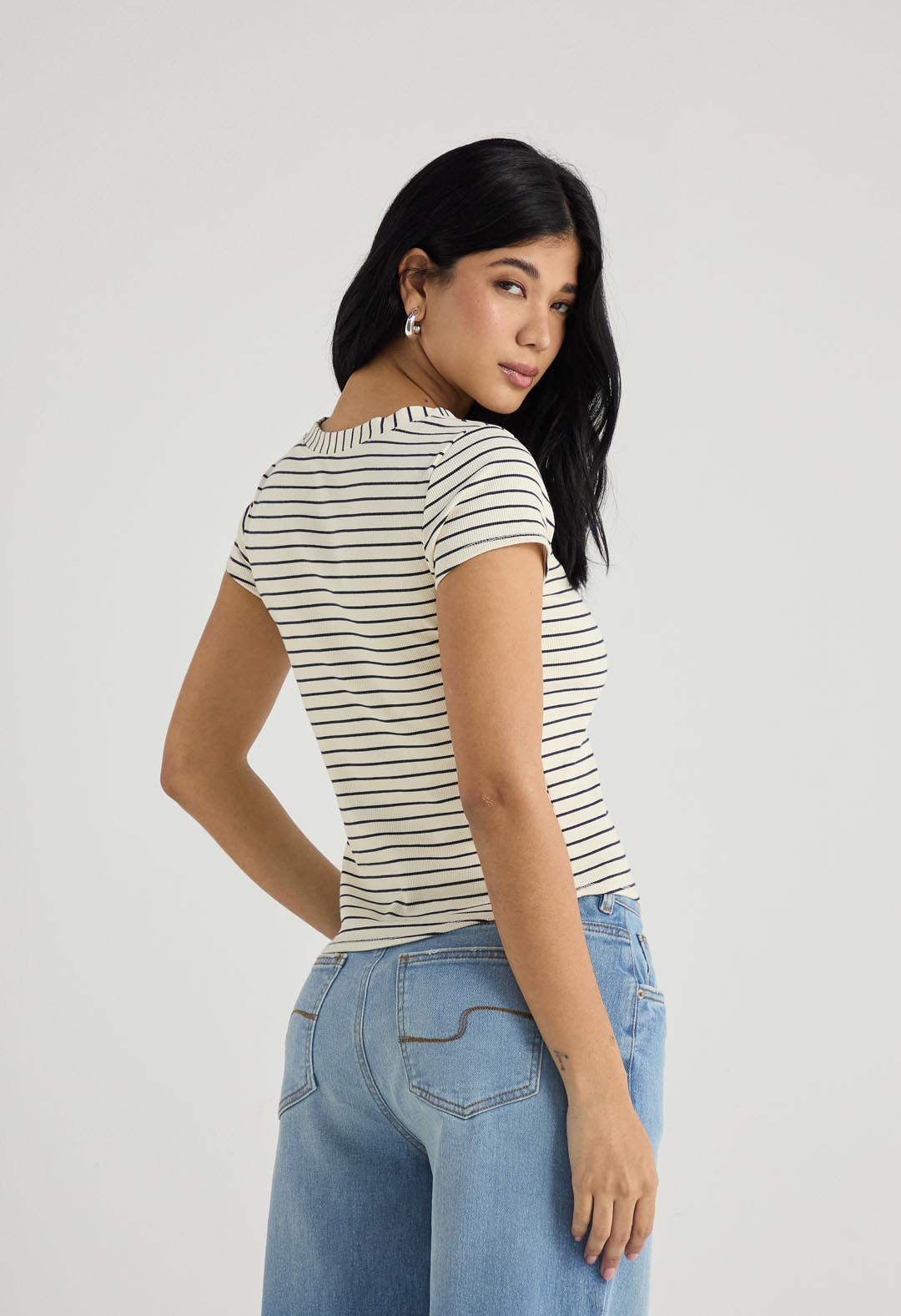 Camiseta en rib azul navy manga corta para mujer