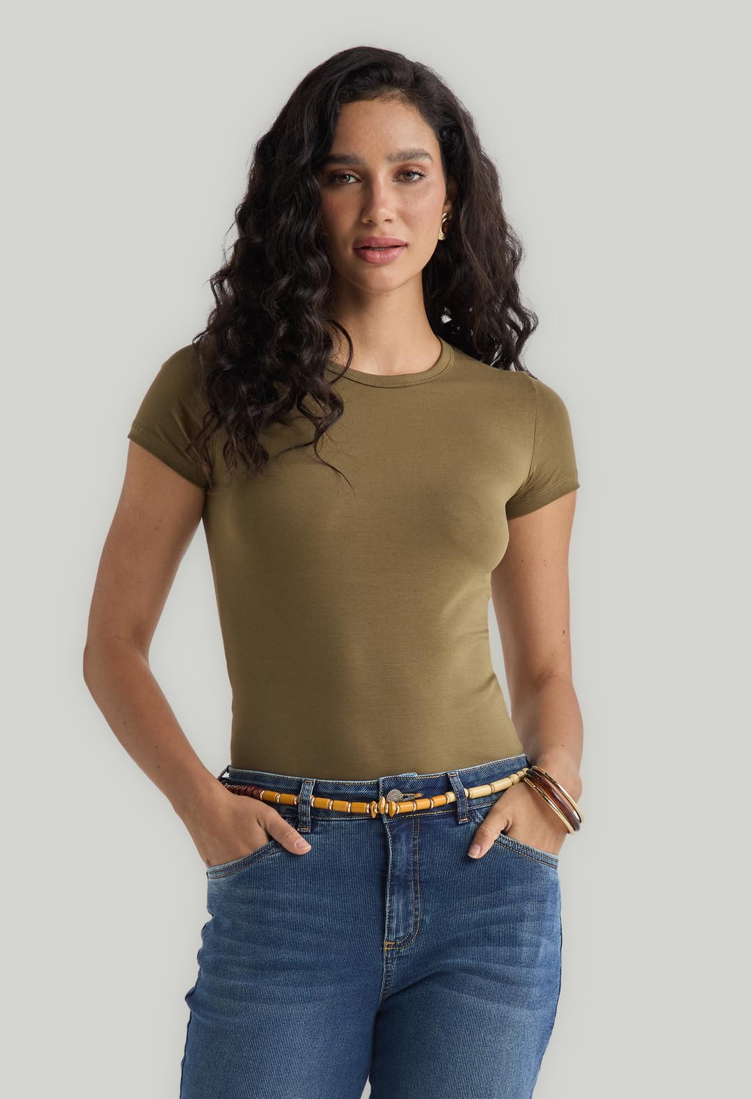 Camiseta verde militar estampada para mujer