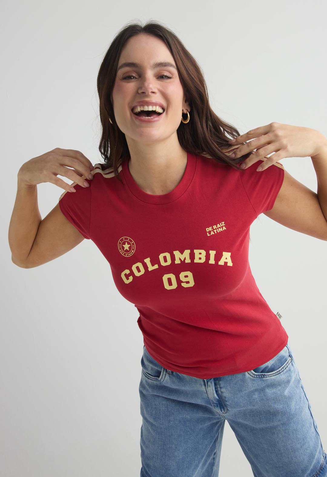 Camiseta roja estampada para el mundial