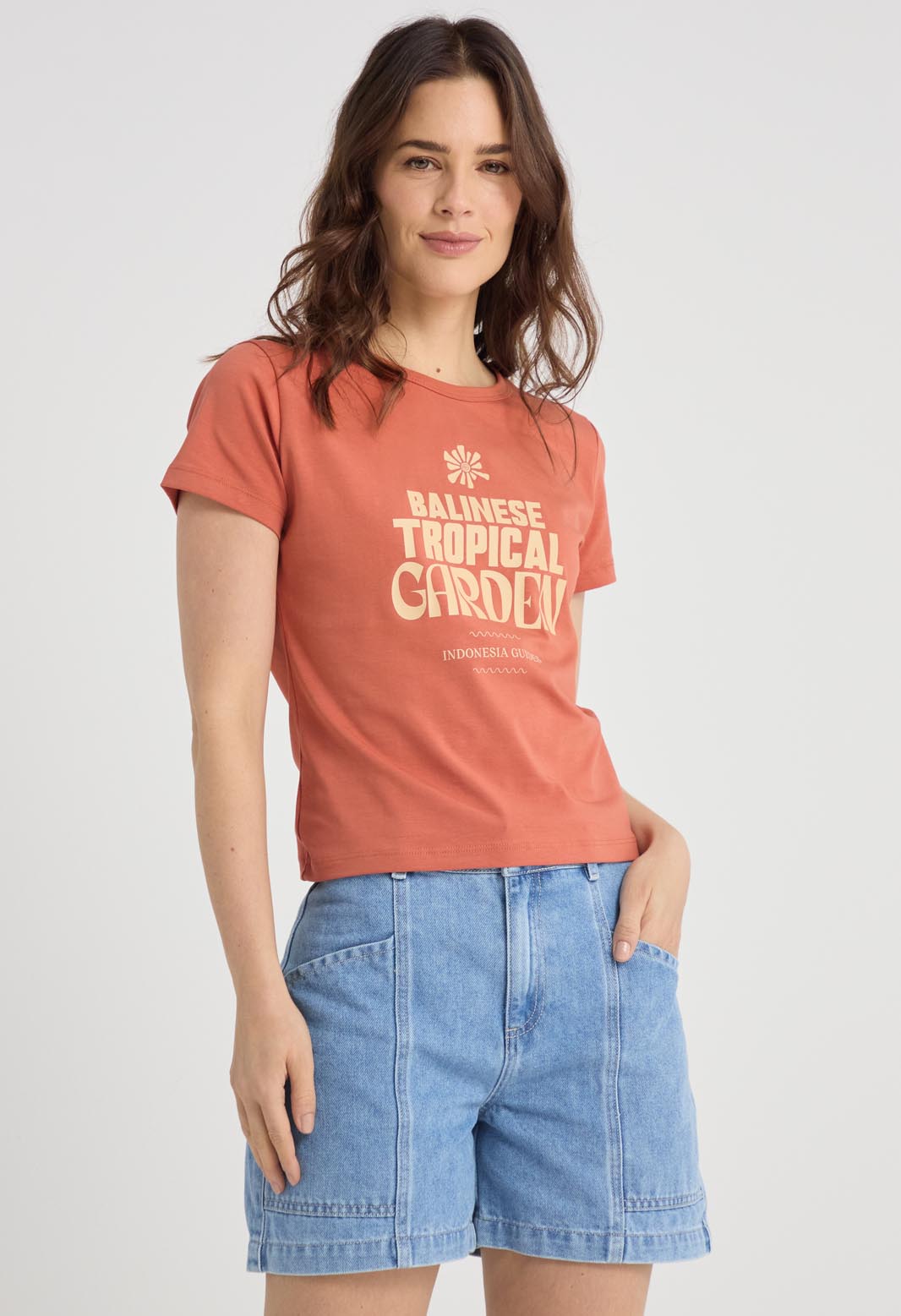 Camiseta terracota frente estampado para mujeres