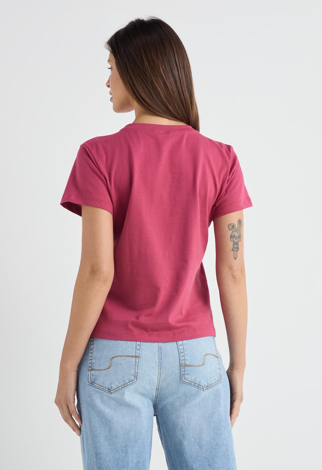 Camiseta magenta estampada en frente para mujer