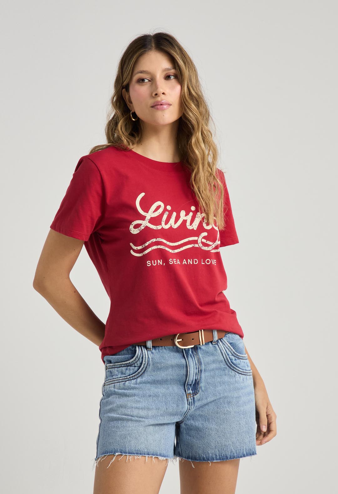 Camiseta roja con estampado para mujer