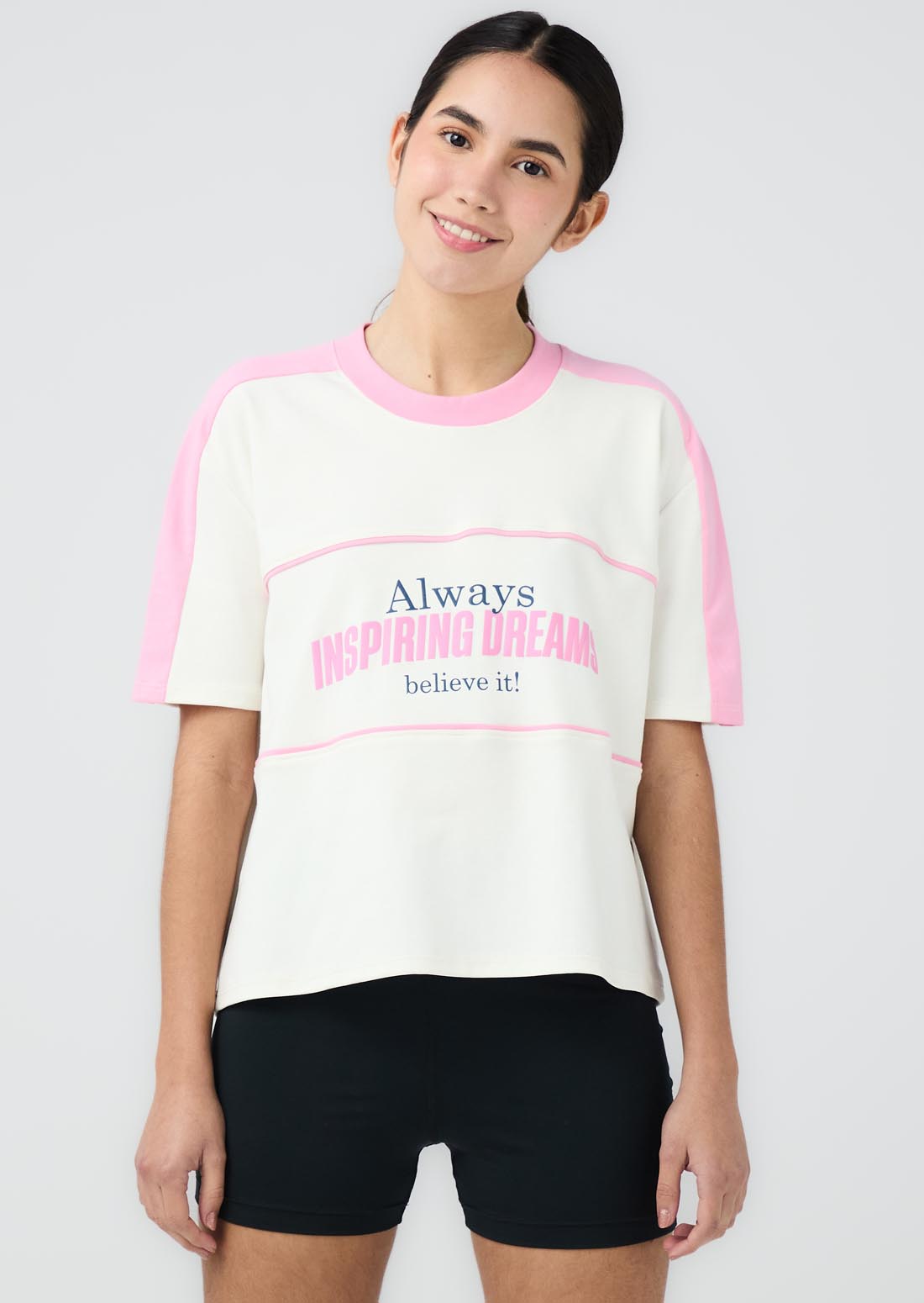 Camiseta marfil estampado en frente para jóvenes