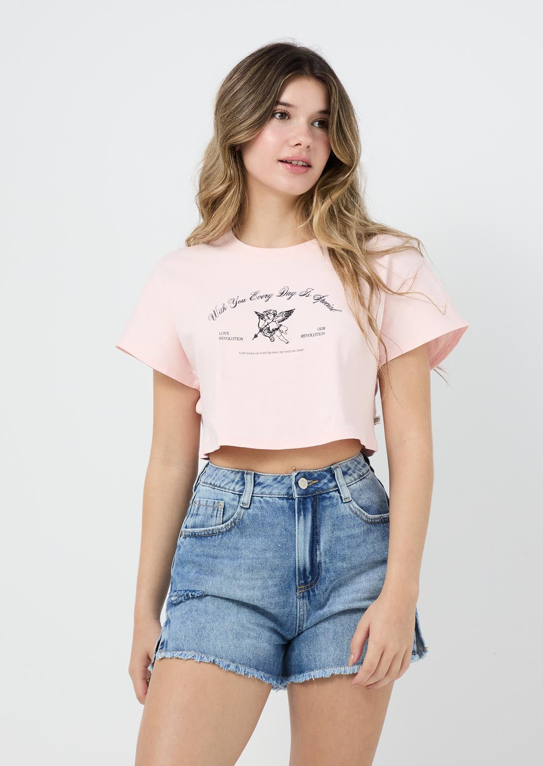 Camiseta rosa pastel oscuro manga rodada para jóvenes
