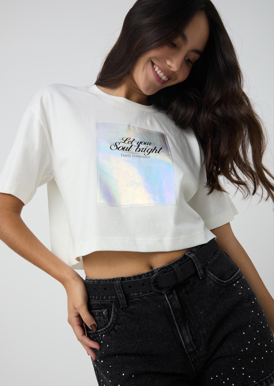 Camiseta marfil estampado en frente para jóvenes