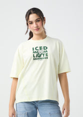 Camiseta oversize amarillo pastel estampada para jóvenes