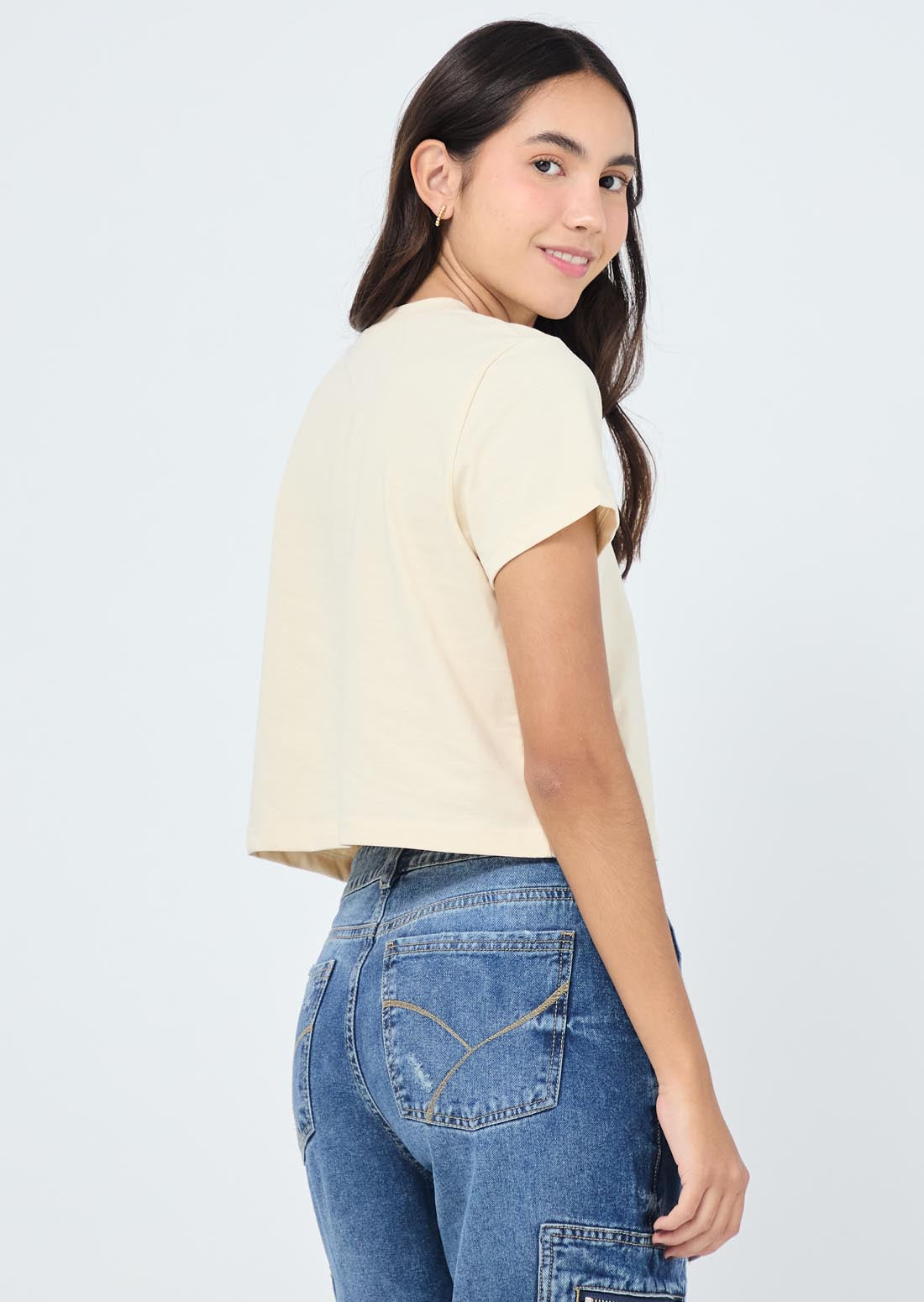 Camiseta arena estampada para jóvenes