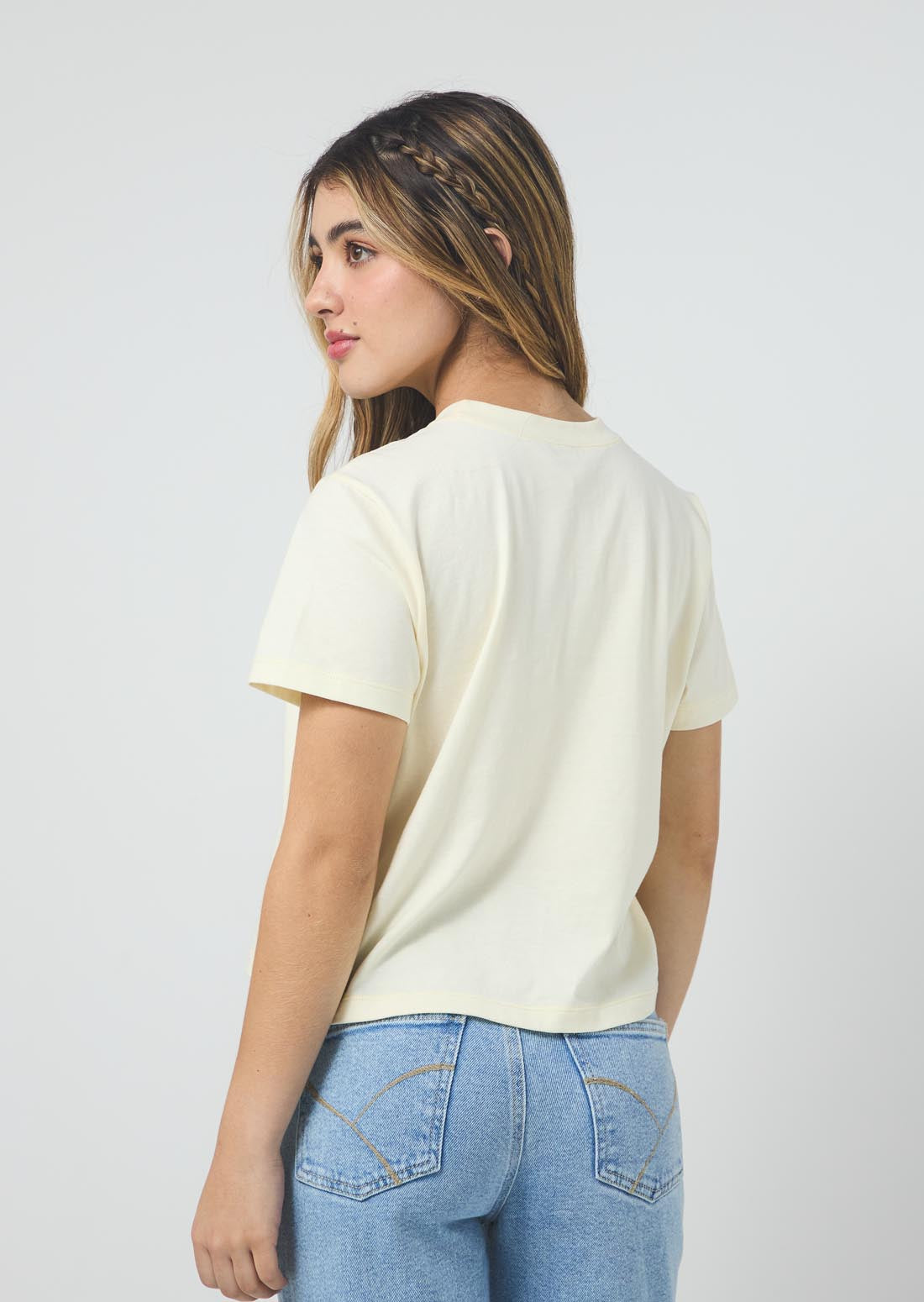 Camiseta vainilla estampada en frente para jóvenes