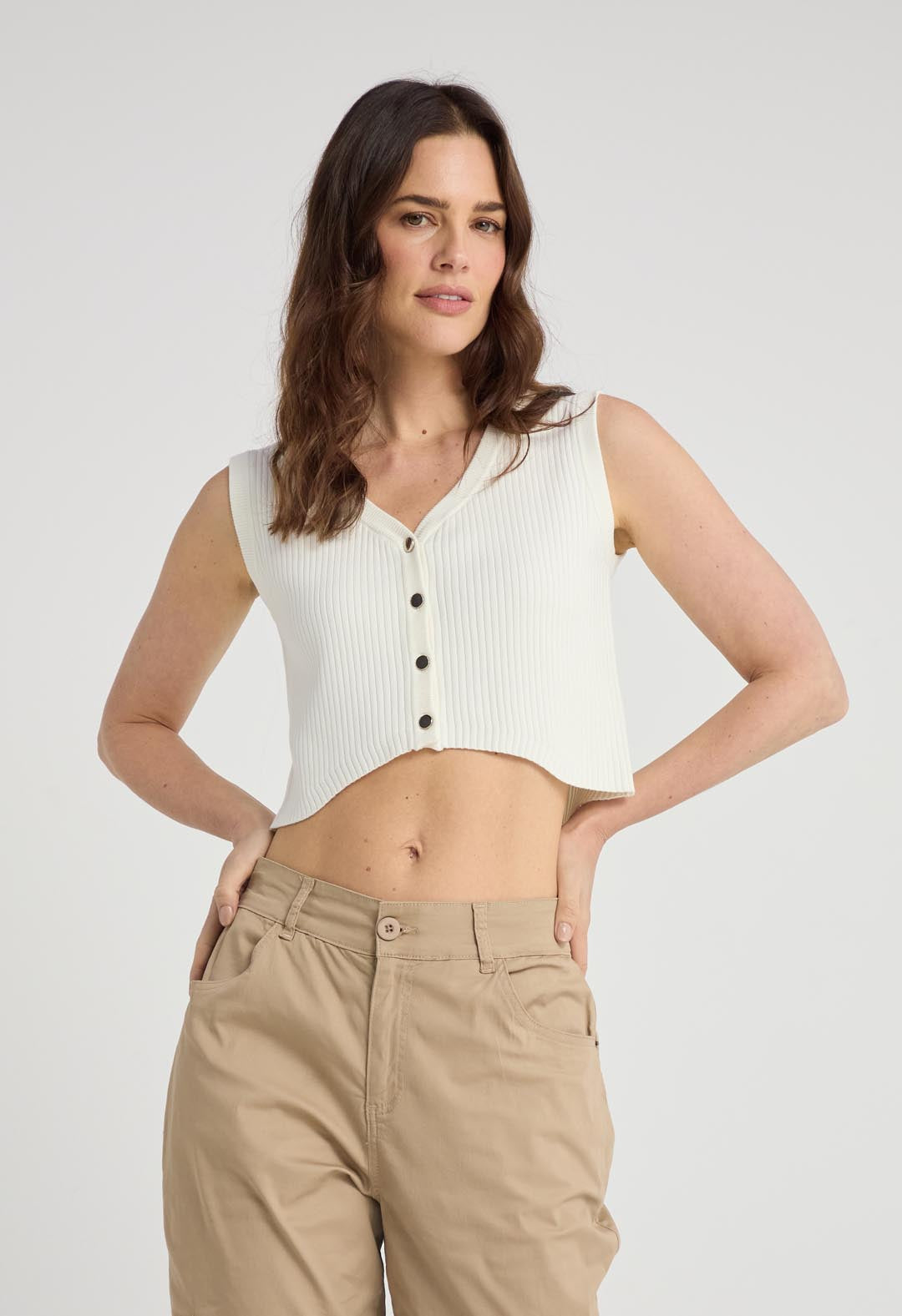 Chaleco marfil con botones para mujer