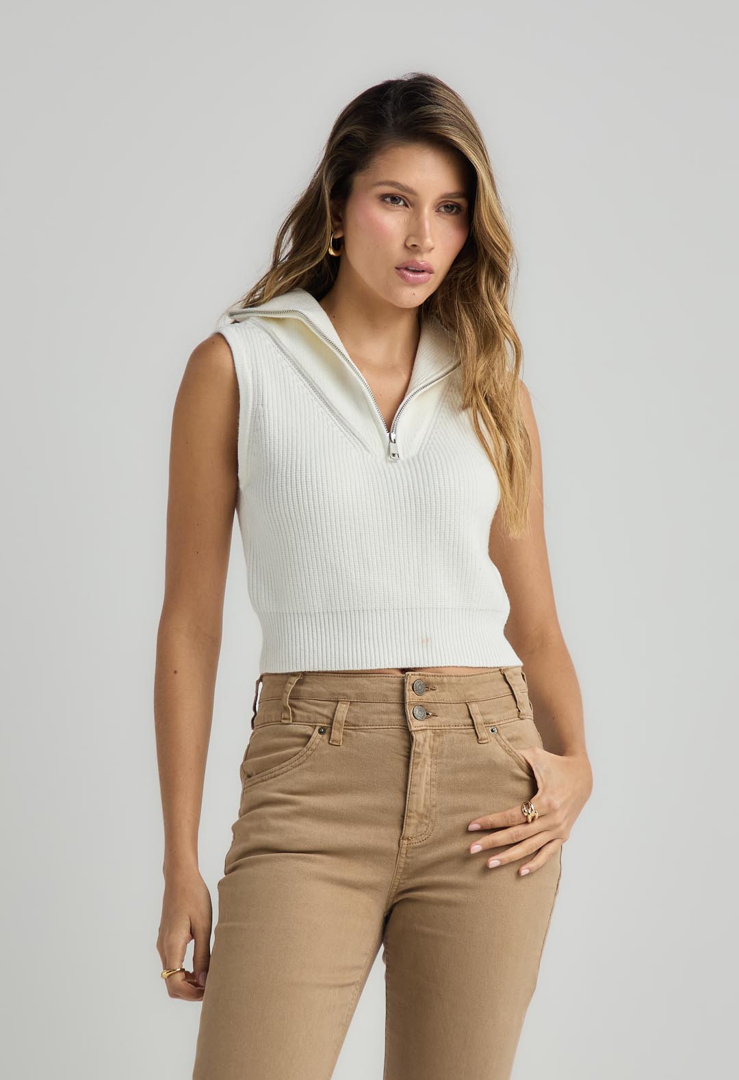 Chaleco marfil con cierre para mujer