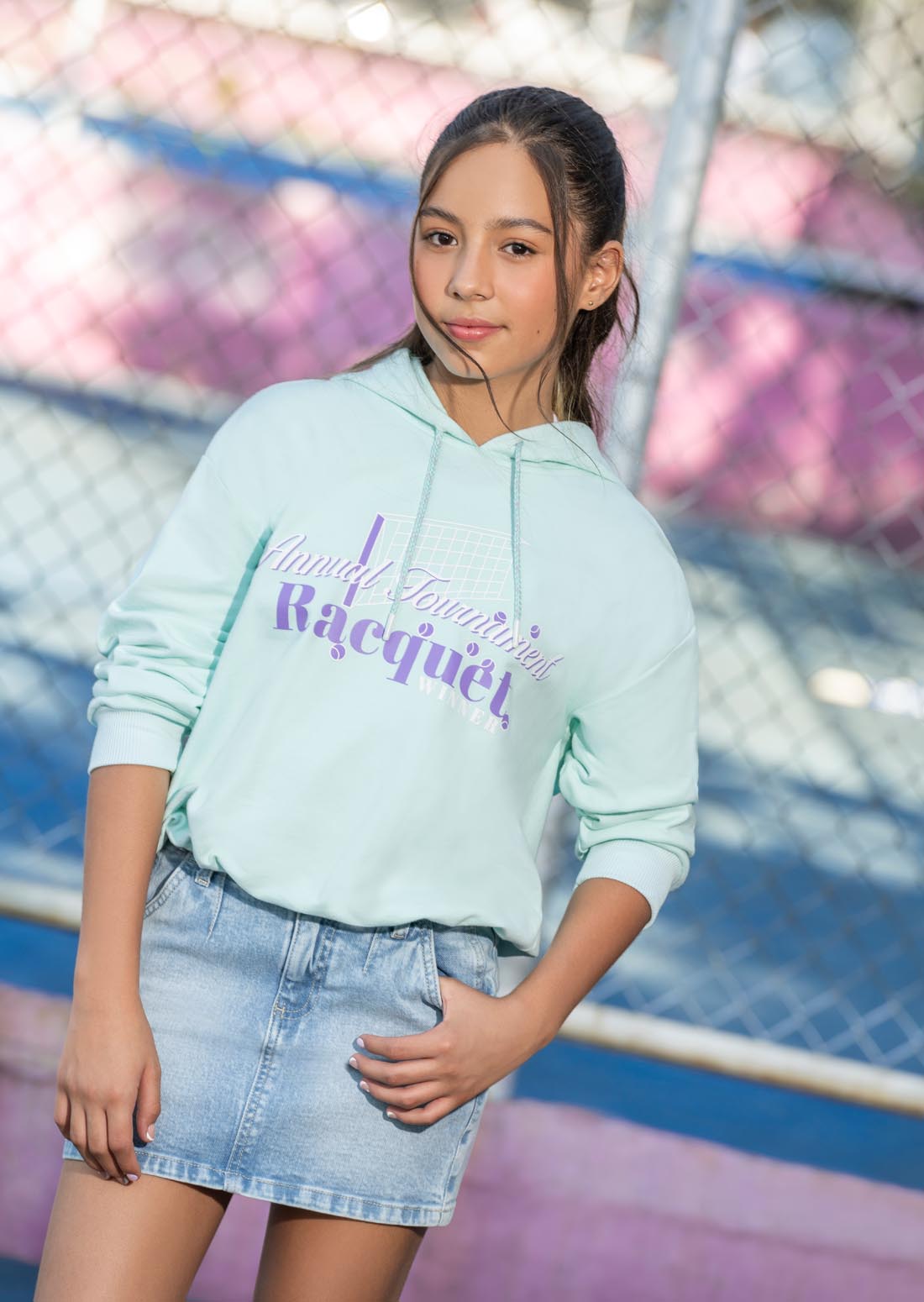 Chompa menta con frente estampado para niñas