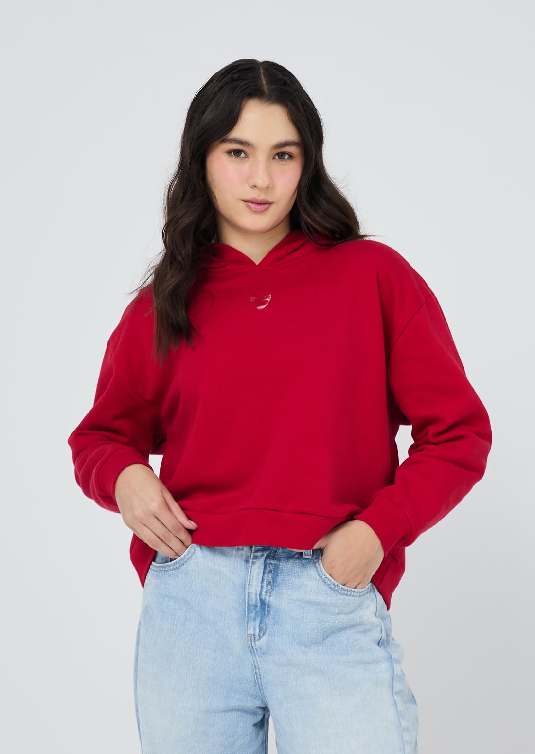 Chompa roja estampada en ambas caras para jóvenes