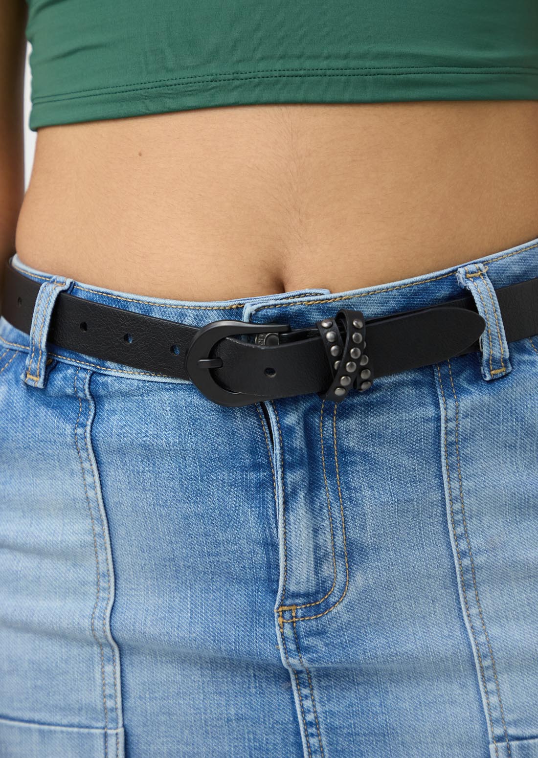 Correa negra con tres pasadores