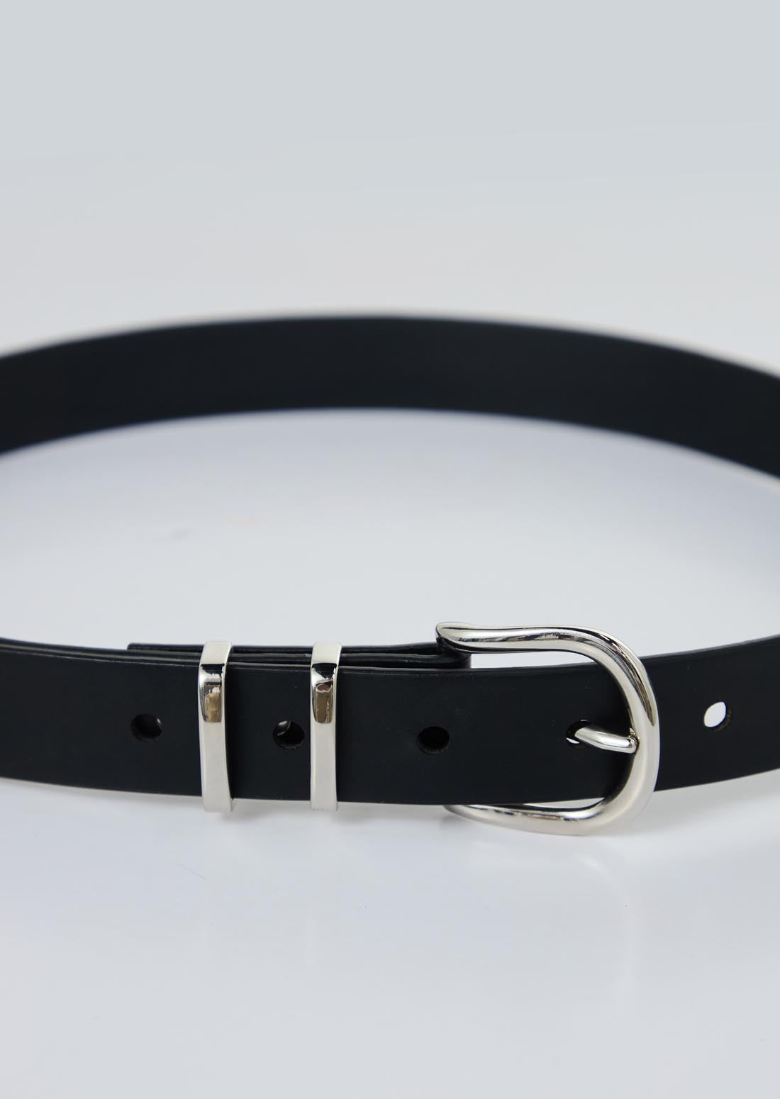 Cinturón negro con puntera metálica para jóvenes