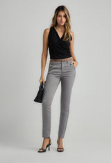 Pantalón ejecutivo gris fondo entero para mujer