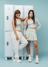 Falda verde menta tableada para adolescentes
