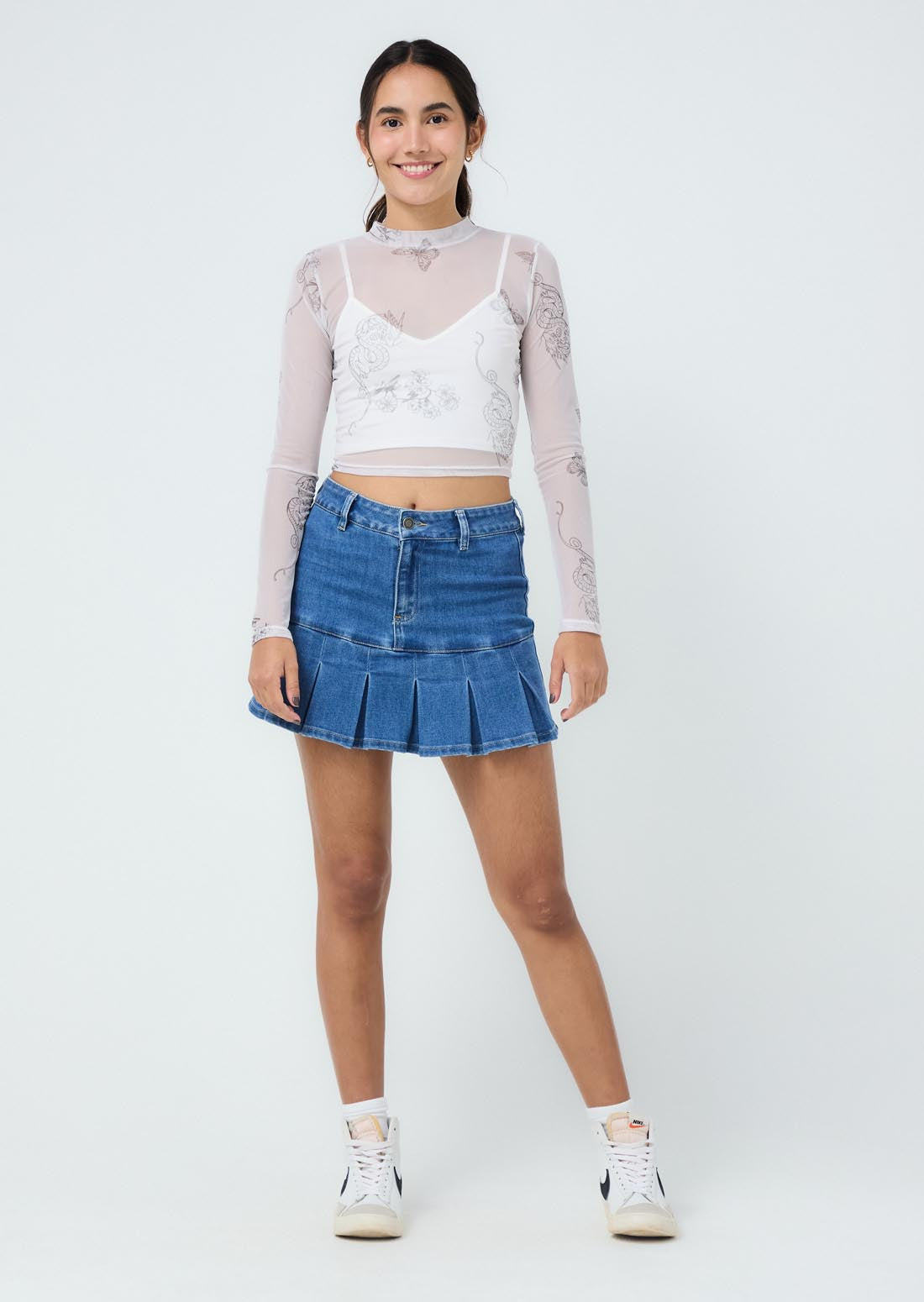 Falda lavado medio y tiro alto para jóvenes