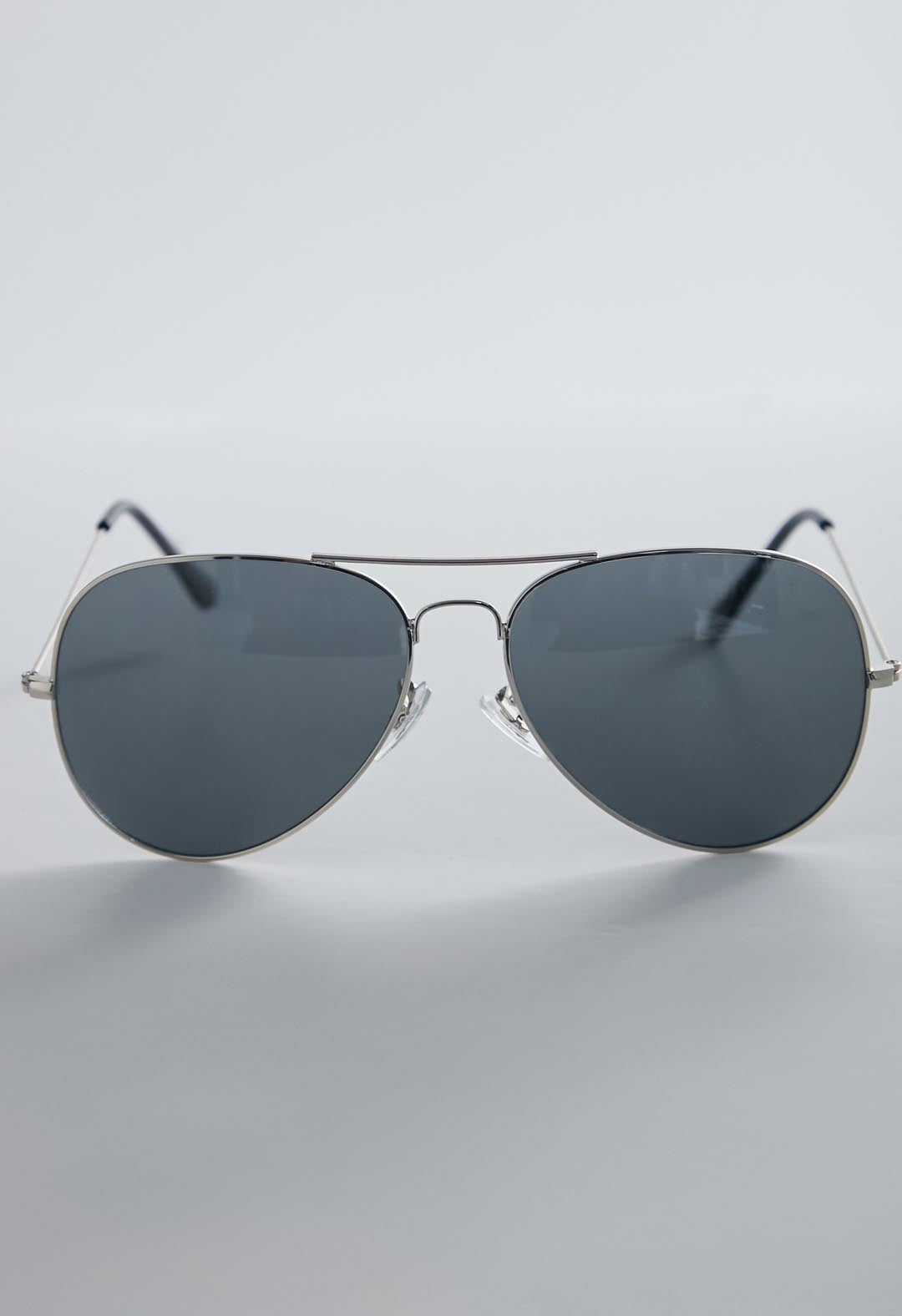 Gafas grises semi cuadradas