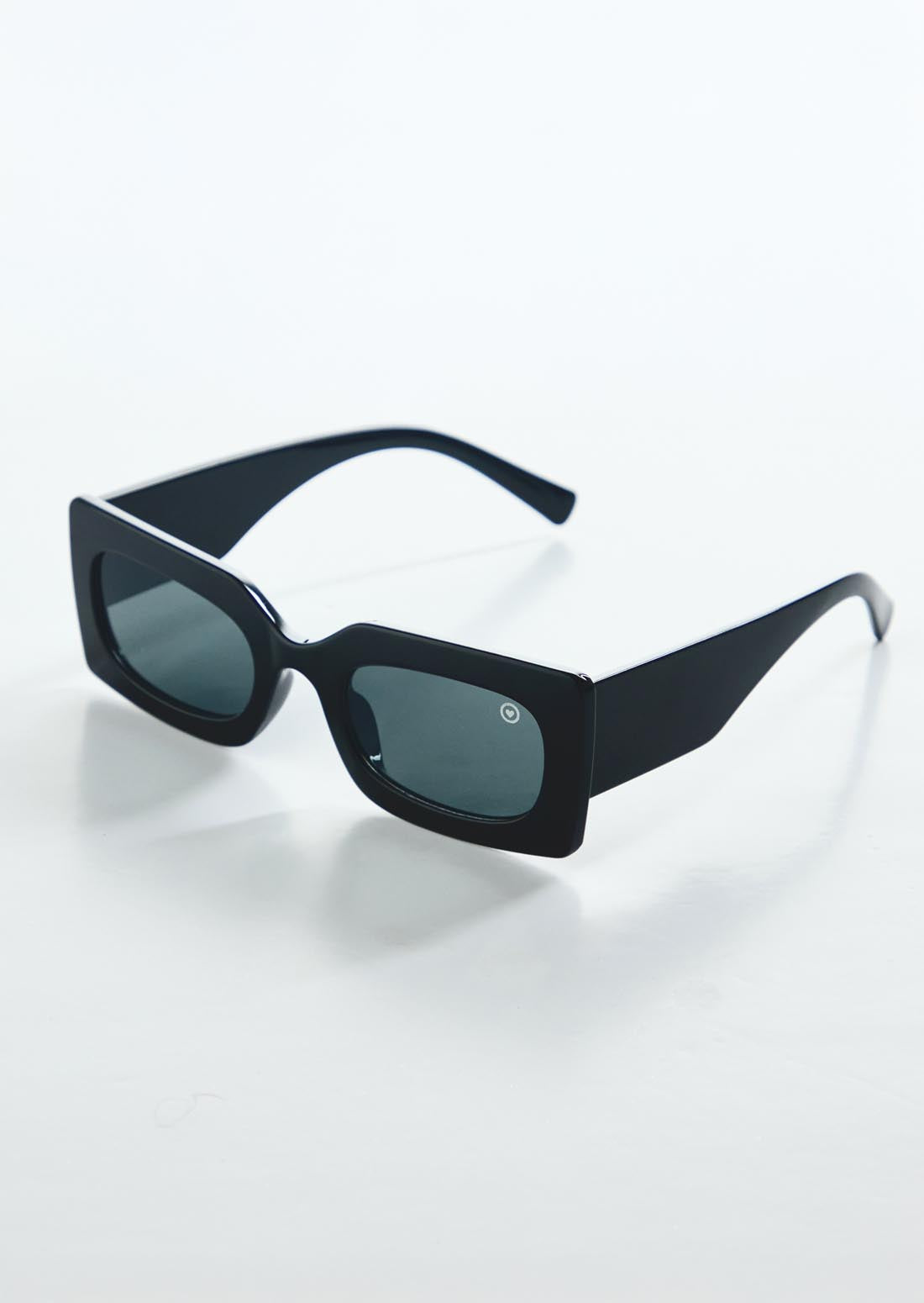 Gafas negras marco grueso
