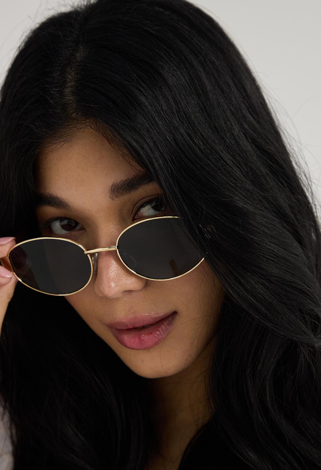 Gafas doradas ovaladas