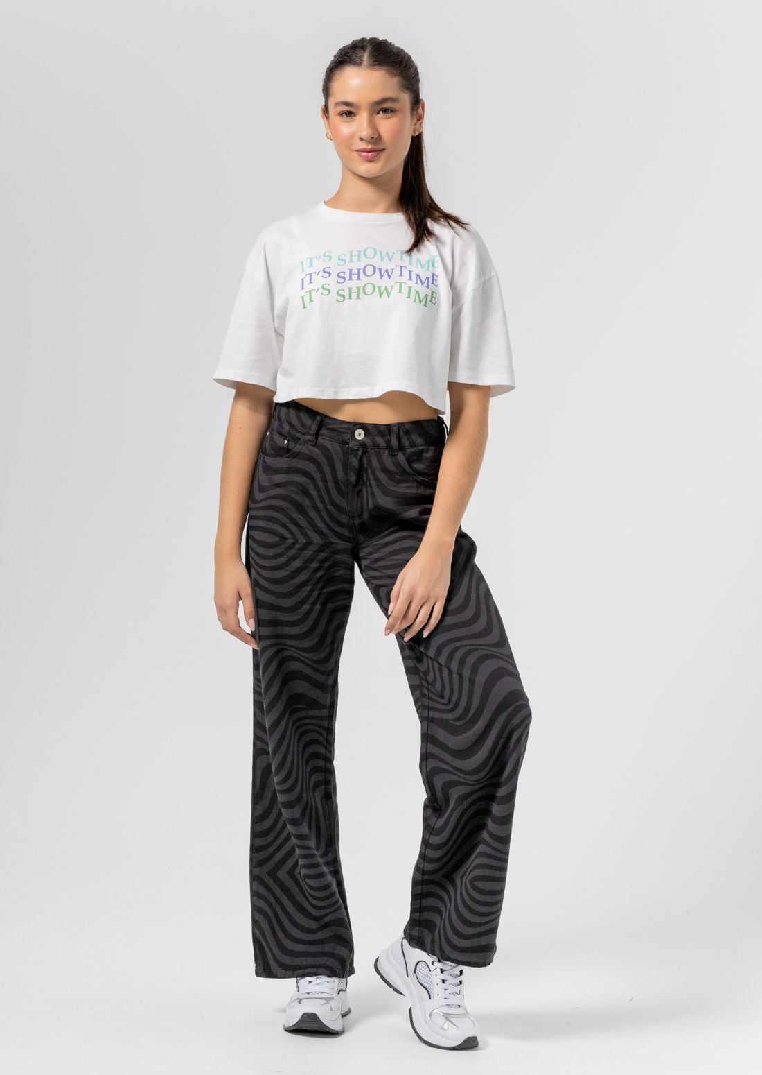 Pantalón retromom negro estampado para adolescentes