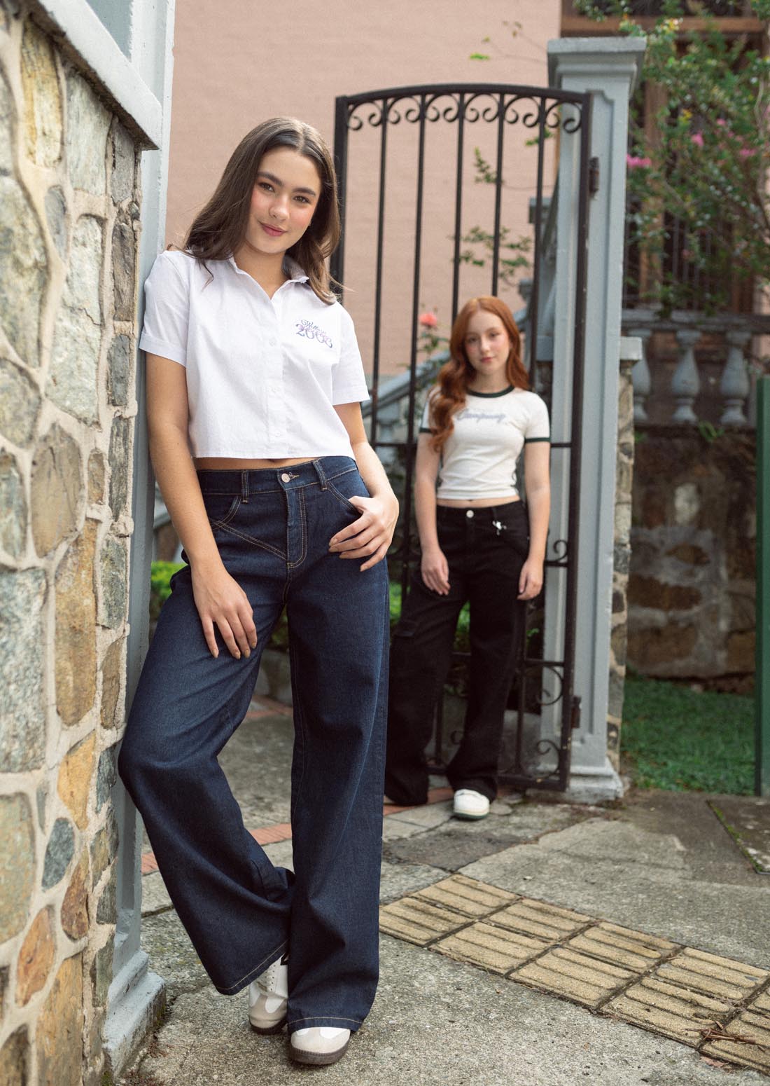 Jean retromom oscuro tiro alto para jóvenes