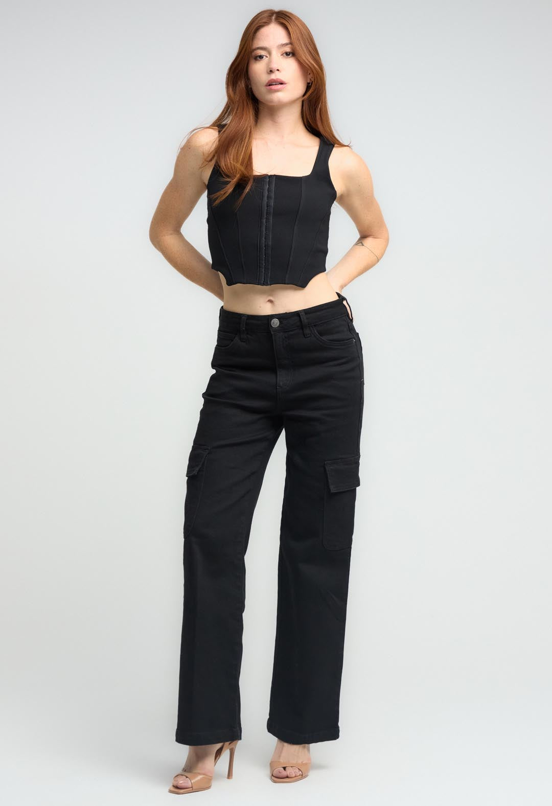 Jean cargo negro fondo entero para mujeres