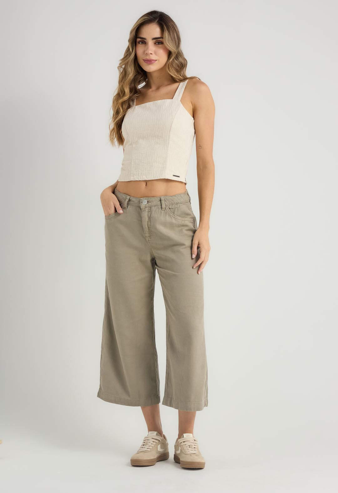 Pantalón culotte taupe con bolsillos para mujer